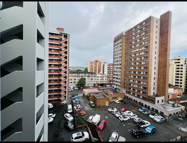 1 BEDROOM APARTMENT FOR SALE IN DURBAN CENTRAL